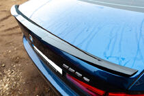 BMW 5-serie G30/G31 2017–2023 Spoiler M4-Style (sort højglans) foto 3