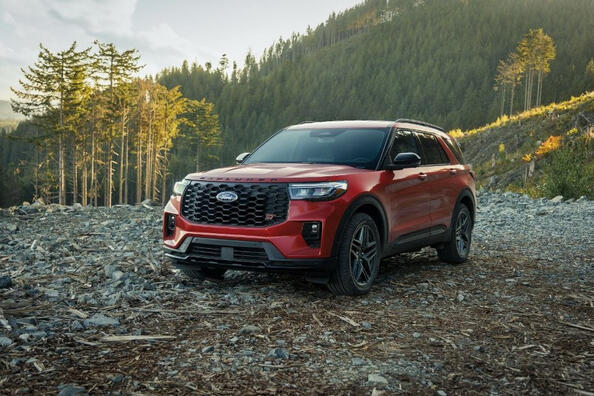 Test af den opdaterede amerikanske SUV Ford Explorer 2024