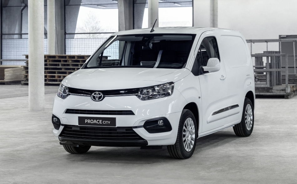 Test af den kompakte varevogn Toyota Proace City Van