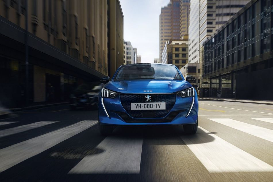 Anmeldelse af den elektriske version af hatchbacken Peugeot e-208
