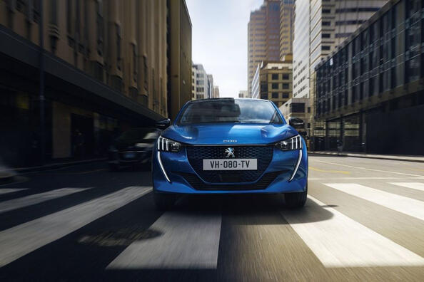 Anmeldelse af den elektriske version af hatchbacken Peugeot e-208