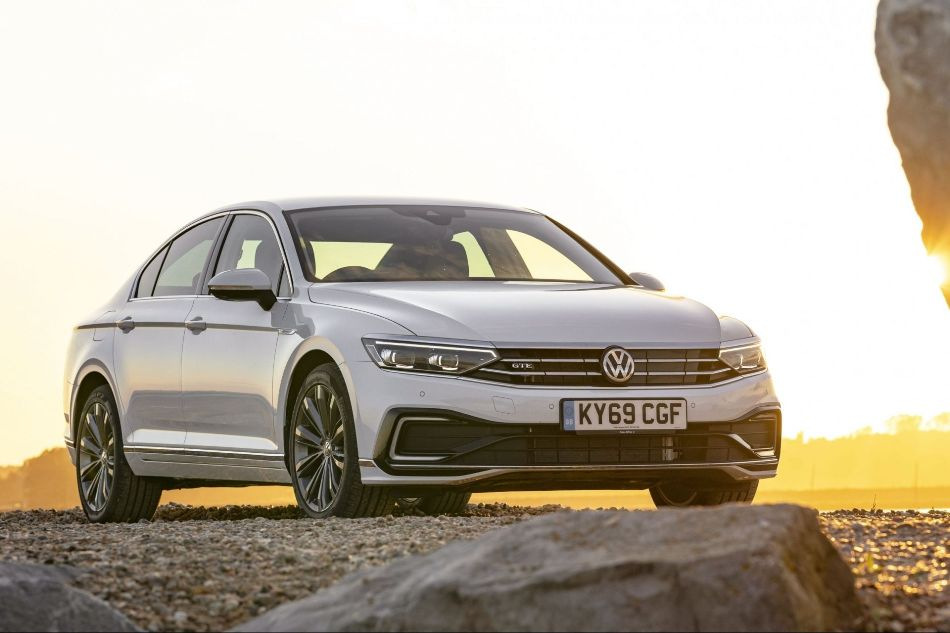 Volkswagen Passat GTE: anmeldelse af hybrid-sedan