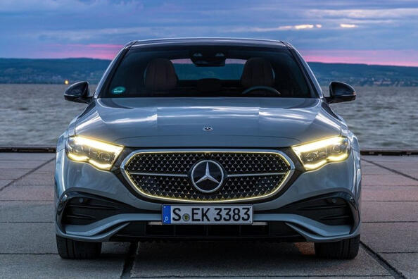 Mercedes-Benz E-Class 2023 test: en ny dimension af luksus