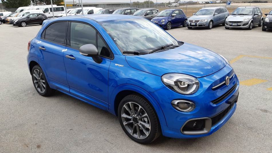 Anmeldelse af facelift-versionen af crossoveren Fiat 500X