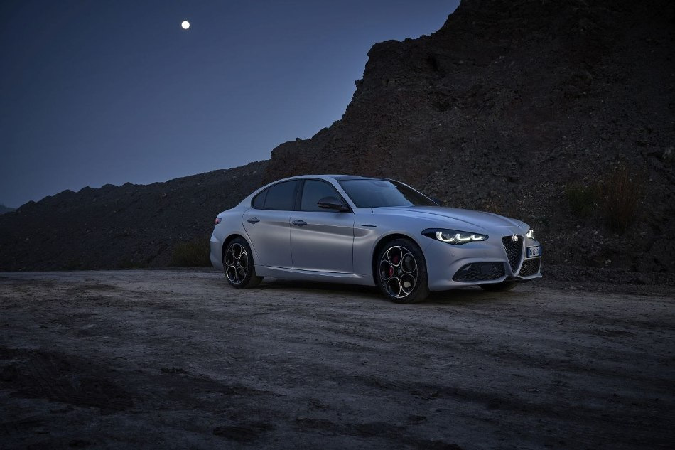 Alfa Romeo Giulia 2022: opdateret italiensk sedan