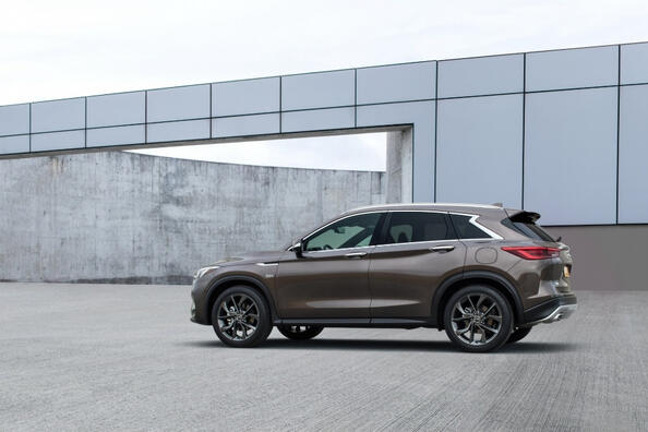 Infiniti QX50: moderne SUV med innovativ teknologi Foto 3
