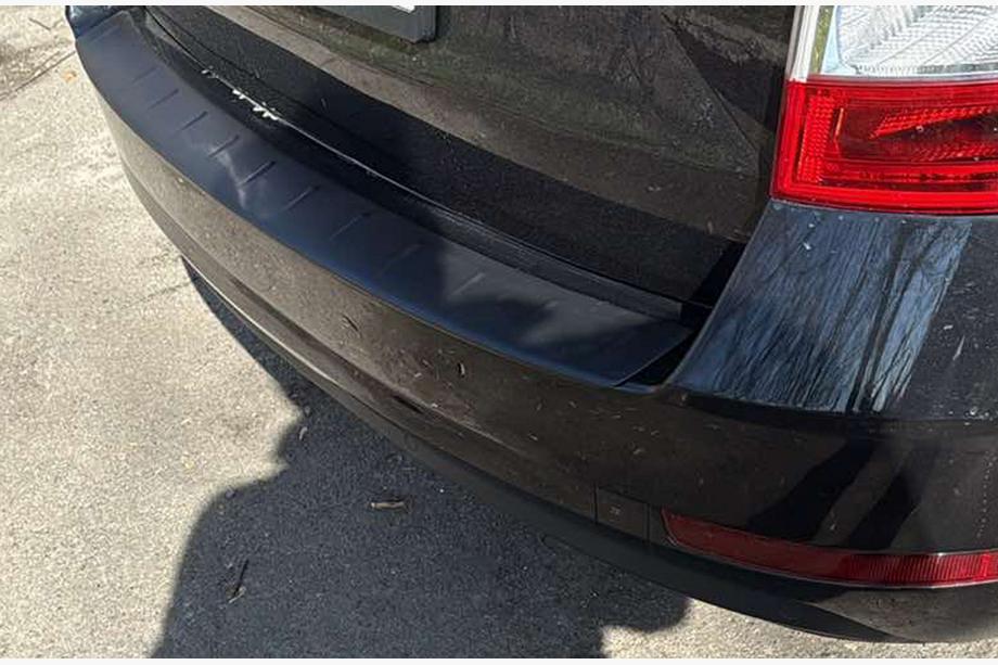 Skoda Octavia III A7 2013–2019 Bagkofangerdiffuser (2013-2016, SW, ABS, Esa) Image