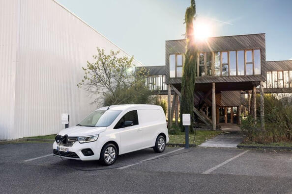 Test af den elektriske varebil Renault Kangoo Van E-Tech