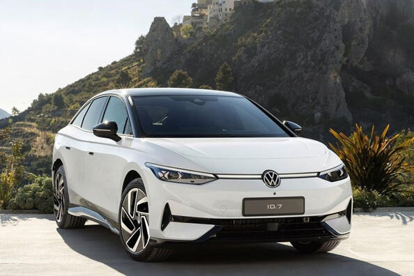 Test af Volkswagen ID.7: ny elektrisk sedan