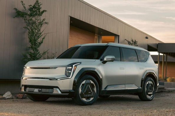Anmeldelse af den nye elektriske crossover Kia EV9