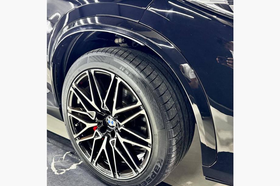 BMW X5 E70 2007–2013 Facelift-konverteringssæt til X5M F95 2019 Foto 9