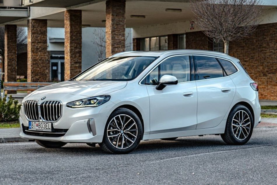 Test: BMW 2 Series Active Tourer i 2. generation