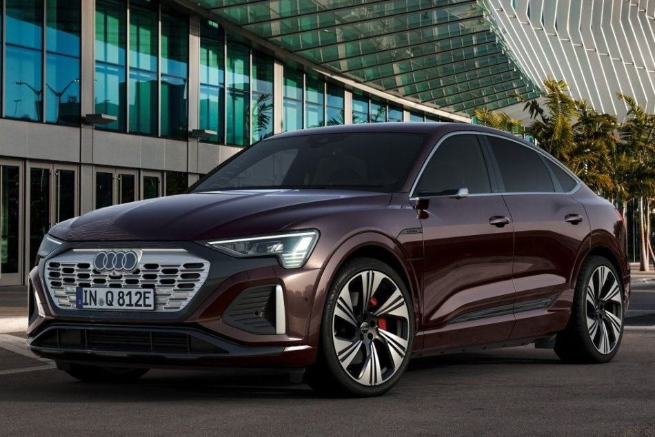Test af den højtydende elektriske crossover Audi Q8 Sportback e-tron