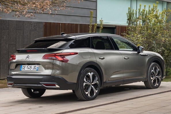Test af Citroen C5 X: nyt syn på komfort og design Foto 4