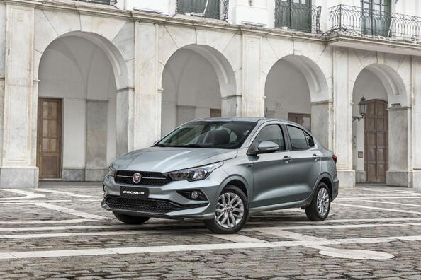Test af sedanen Fiat Cronos