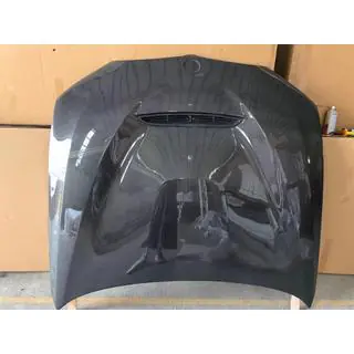 Carbon motorhjelm (V2)