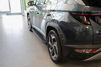 Hyundai Tucson NX4 2021– Sidetrin Shining Black (2 stk., aluminium) foto 2