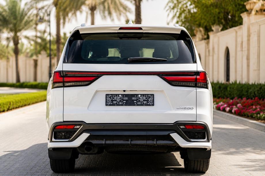 Lexus LX 500d/600 2022– Sæt med påbygningsdele til F-Sport Foto 3
