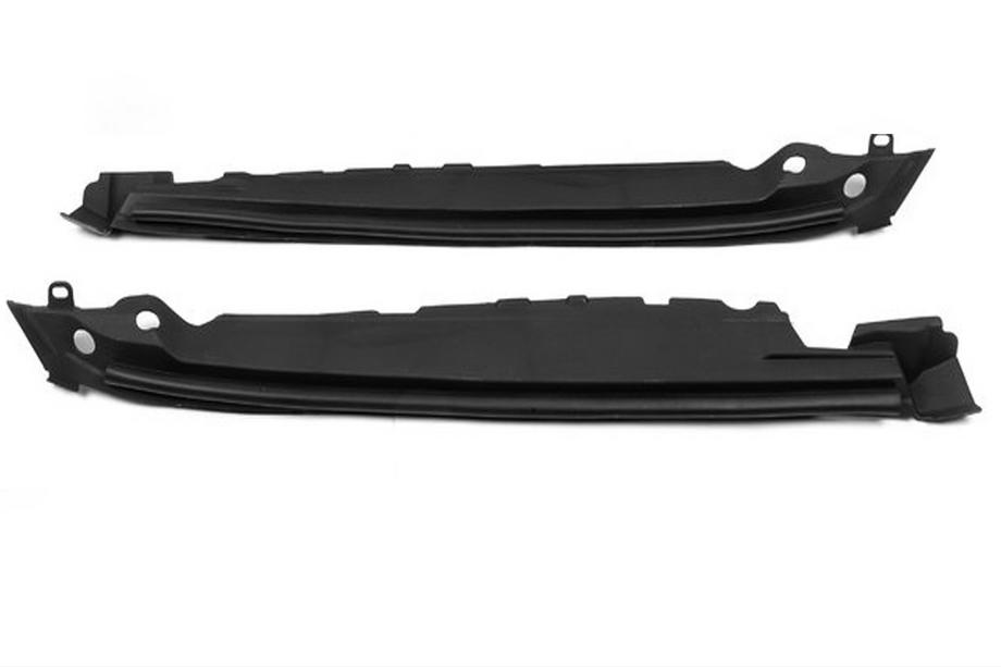 Toyota Land Cruiser 200 2007–2021 Plastafdækning under motorhjelmen til forskærme (2016+) Image