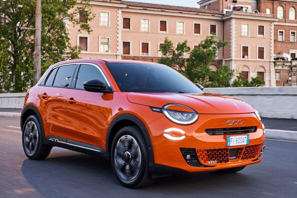 Test af Fiat 600e: kompakt elbil med italiensk charme