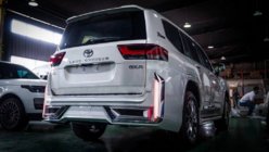 Toyota Land Cruiser 300 2021– VIP bodykit-sæt foto 2