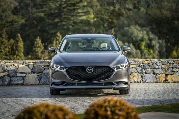 Test af Mazda 3 Sedan IV-generation
