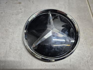 Mercedes C-klasse W205 2014–2021 Udsalg Front emblem under glas, krom kant a2058806406 (udstillingsvare) foto 2