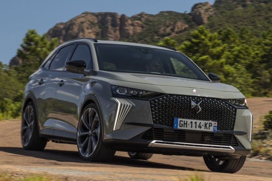 Test af DS 7-crossover: nytænkt elegance og teknologi