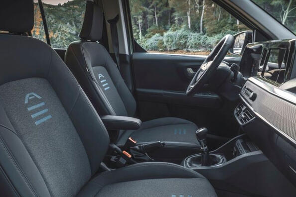 Test af Ford Tourneo Courier 2023 (2. generation) Foto 4