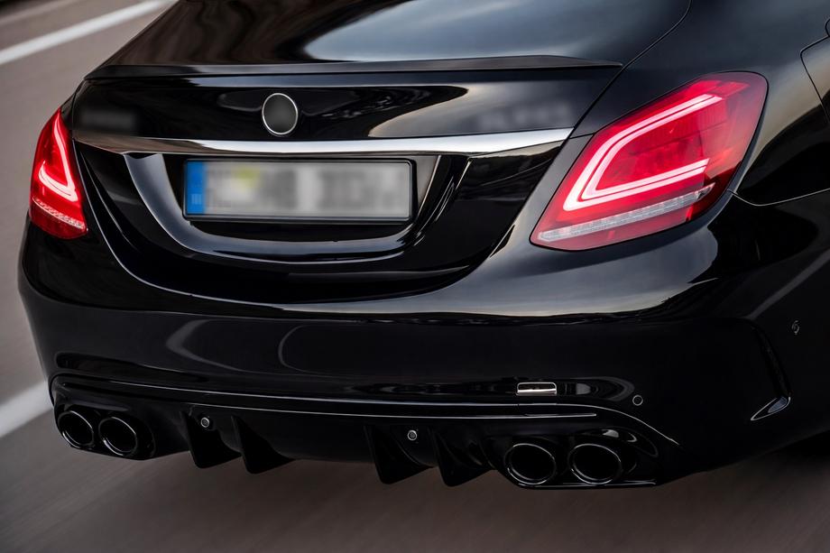 Mercedes C-klasse W205 2014–2021 Bagdiffuser med udstødningsender (Design C43) Foto 1