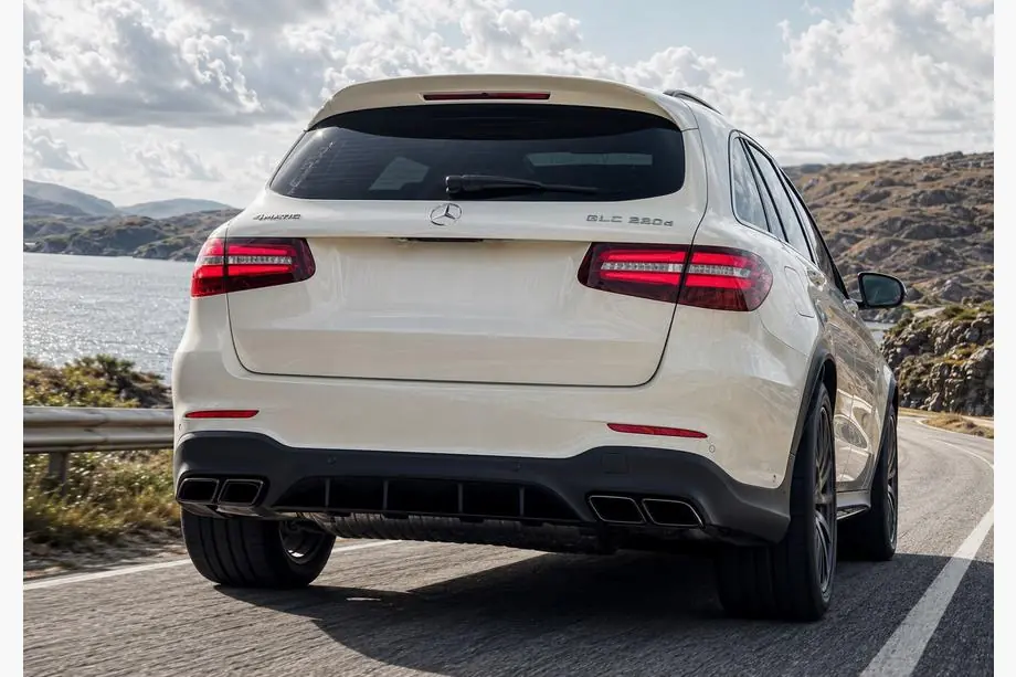 Mercedes GLC X253 2015–2022 Bagdiffusor med udstødningsenderør, Black (AMG63 design) Foto 2