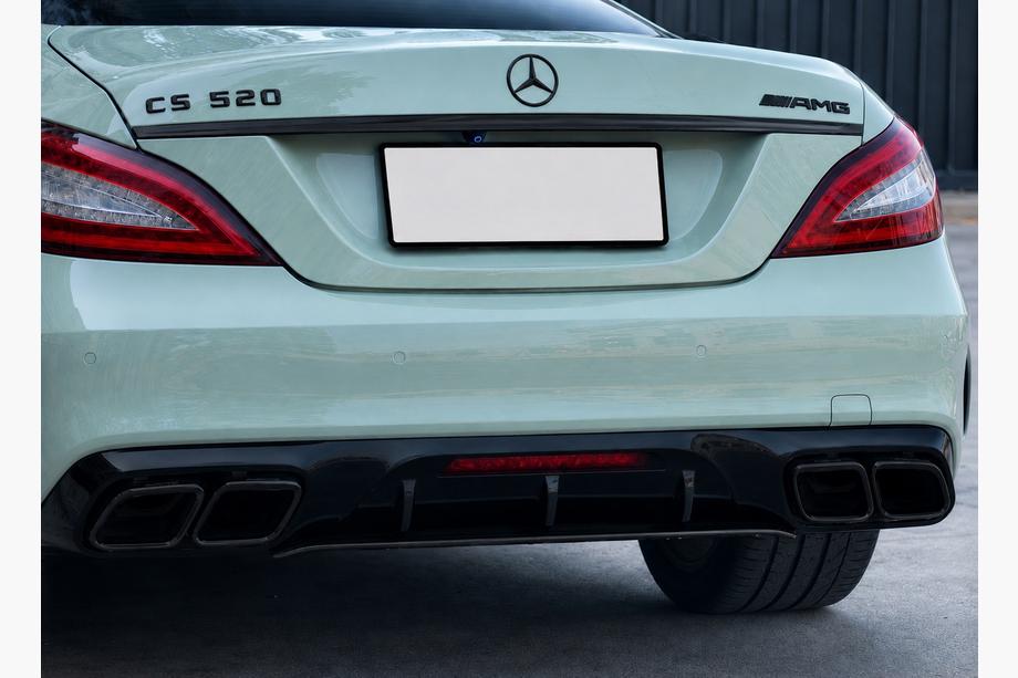 Mercedes CLS C218 2011–2018 Bageste diffuser med udstødningsenderør Black (2015-2018, GT63 Design) Foto 3