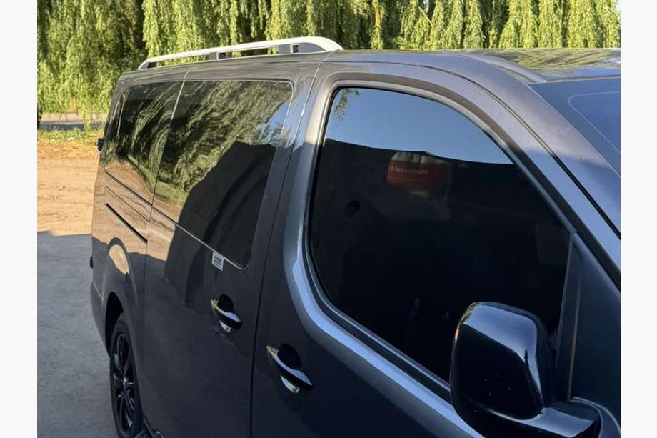 Opel Zafira Life 2019– Tagrælinger Skyport (grå) Mellem akselafstand Foto 16