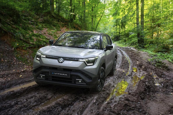 Anmeldelse af Suzuki eVitara: elektrisk debut for et legendarisk mærke