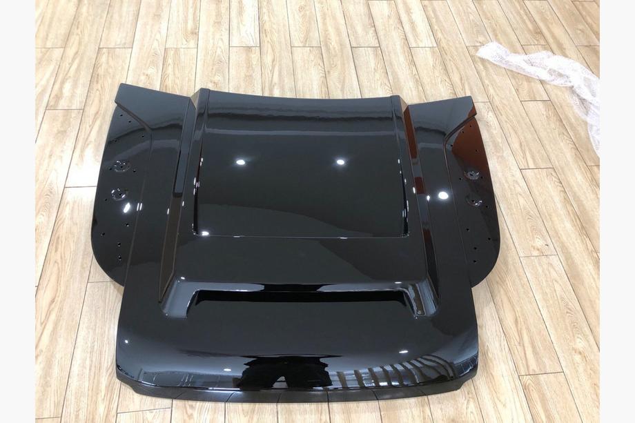 Land Rover Defender 2019– Kulfiber motorhjelm (Zhous design) Image