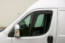 Citroen Jumper 2007–2025 Vindafvisere til vinduer, indstiksmodel Niken Luxury (2 stk.) foto 1