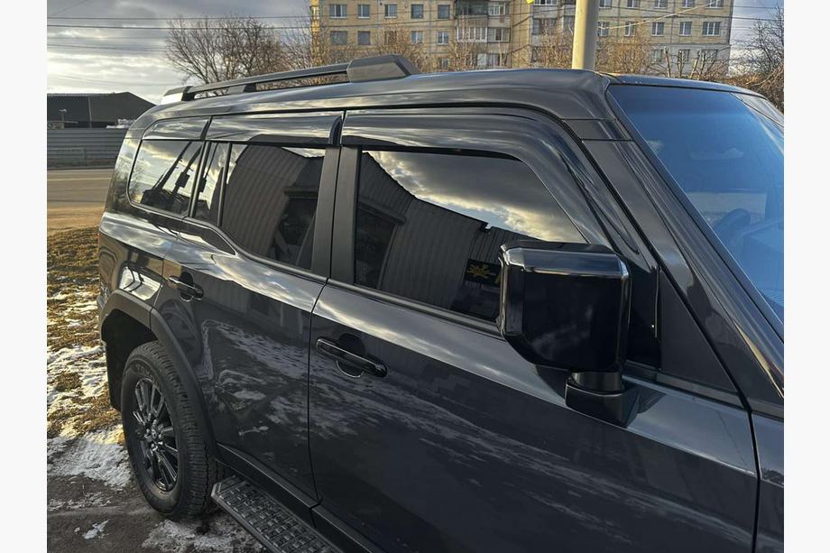 Toyota Land Cruiser Prado 250 2023– Vindafvisere Niken Luxury (6 stk.) Image