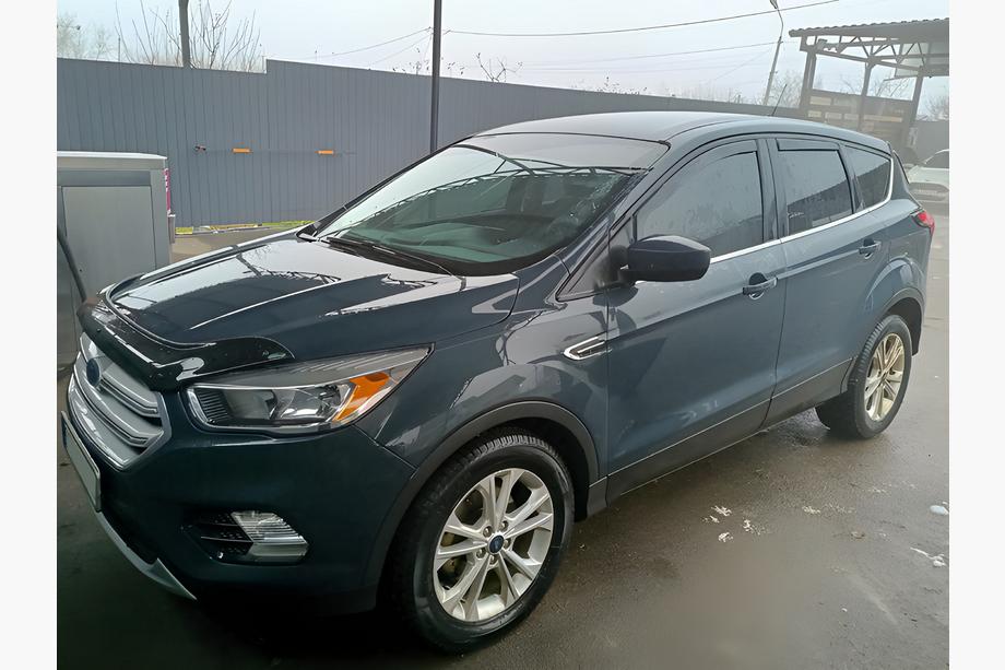 Ford Kuga/Escape 2013–2019 Vindafvisere, in-channel Niken Luxury (4 stk) Image