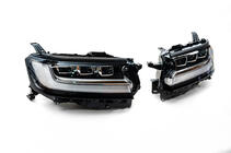 Toyota Land Cruiser 300 2021– Forlygter foto 2