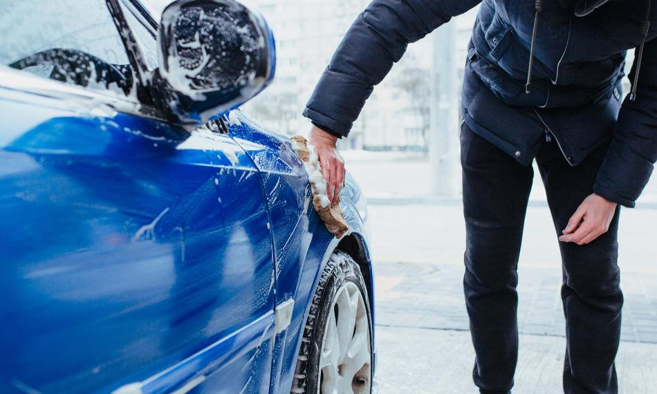 Skal man vaske bilen om vinteren?