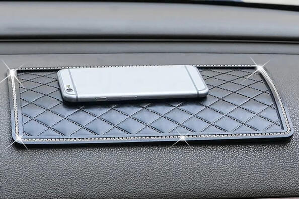 Fordele ved skridsikre måtter i bilen