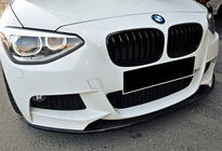 BMW 1-serie F20/F21 2011–2019 DPT V-3 front lipspoiler (til M Performance Style, sort højglans) foto 1