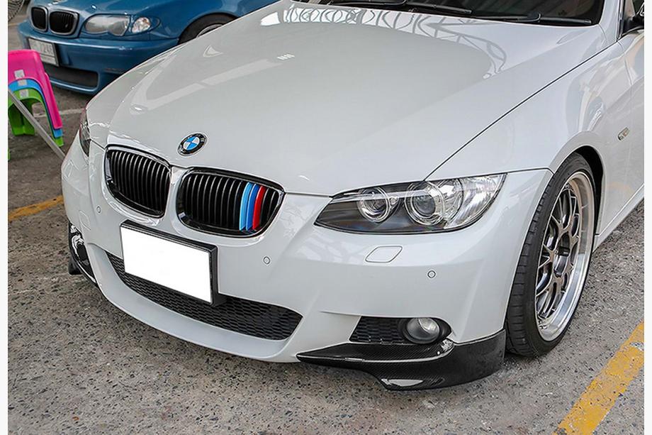 BMW 3-serie E92/E93 2006–2013 DPT front læbesplitter (til M-Sport 2006-2010, blank sort) Foto 1