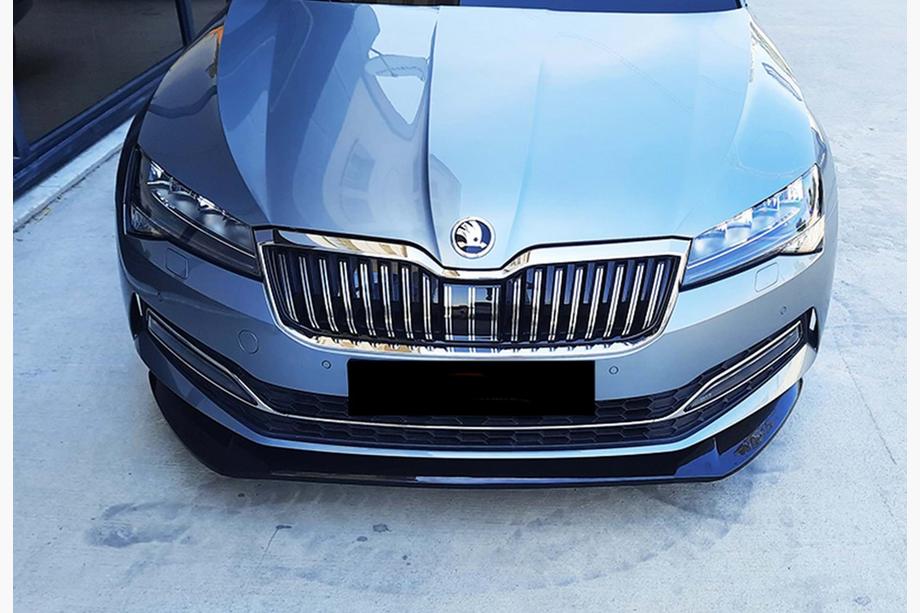 Skoda Superb 2015–2024 Frontlæbe til kofanger DPT V-3 (2015-2020, blank sort) Foto 2