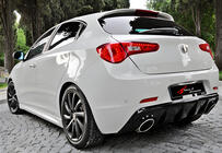 Alfa Romeo Giulietta 2010–2020 Bagdiffusor DPT V-2 (sort højglans) foto 2