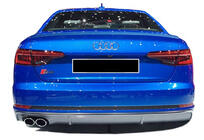 Audi A4 B9 2015–2024 Bagdiffuser DPT (2015-2019, blank højglans sort) foto 1