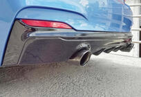 BMW 2-serie F22/F23 2014–2021 Bageste diffuser DPT (sort højglans) foto 1