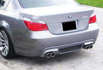 BMW 5-serie E60/E61 2003–2010 Bagdiffuser DPT (til M-5, blank sort) foto 2