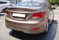 Hyundai Accent 2011–2017 Bageste diffuser DPT (sort højglans) foto 3