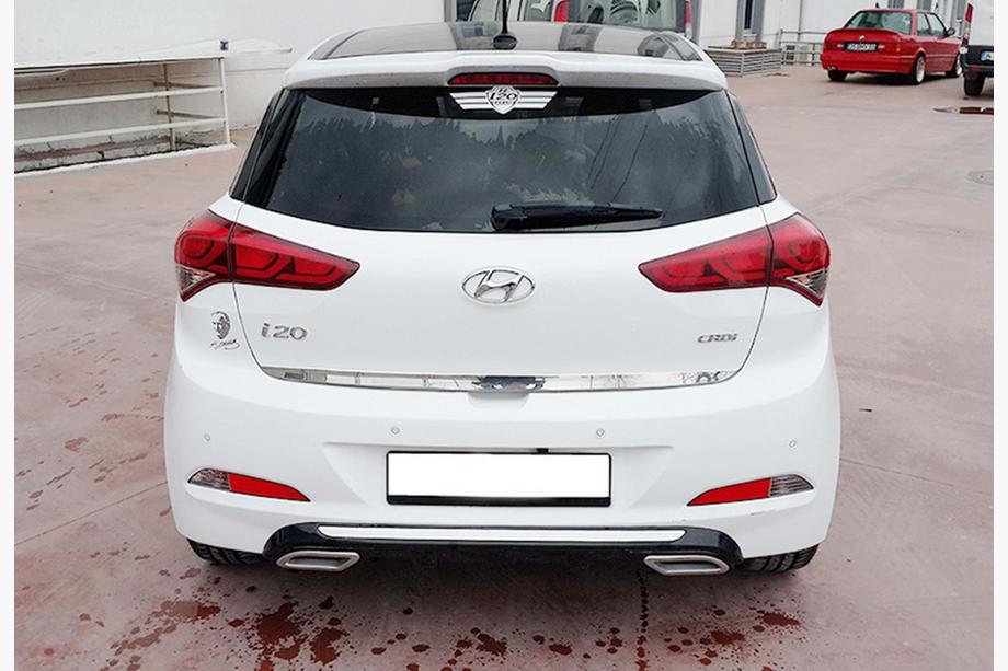 Hyundai I-20 2014–2020 Bagdiffuser DPT (2014-2018, sort højglans) Image